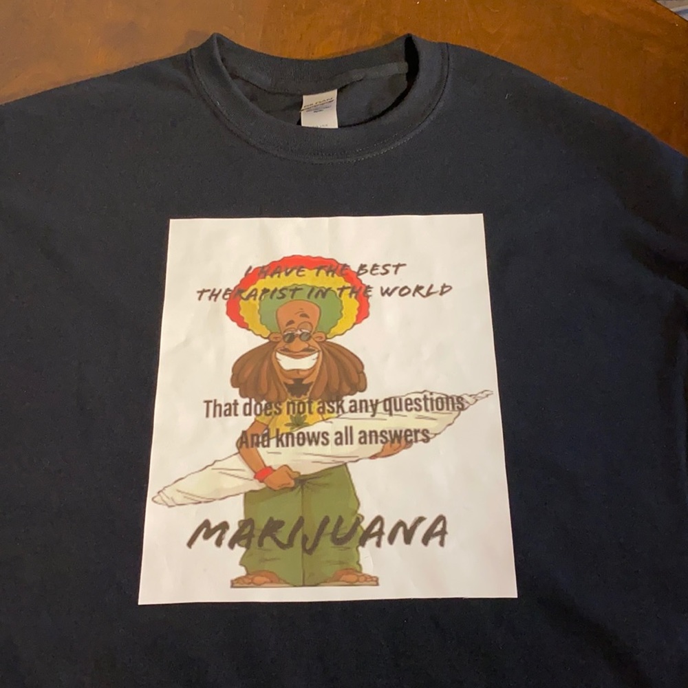 GREG’S INTERNATIONAL DESIGN T-SHIRTS